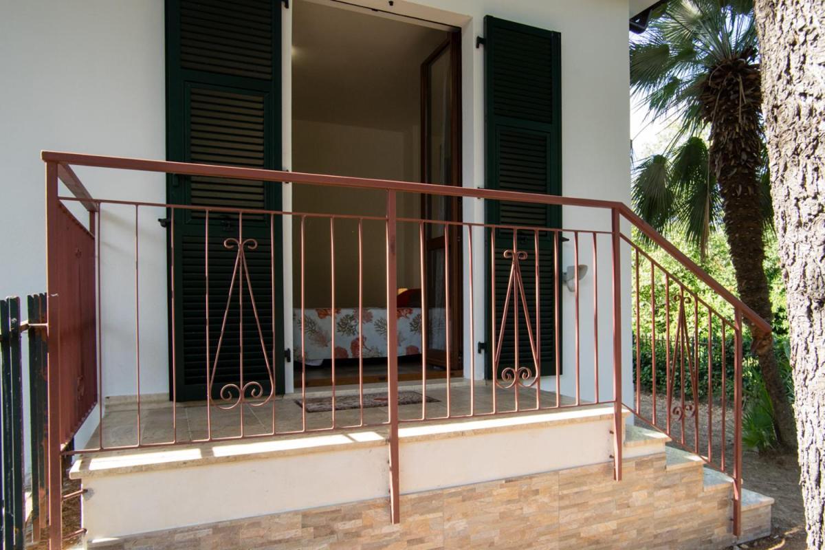 B&B Zac House Toirano Exterior foto